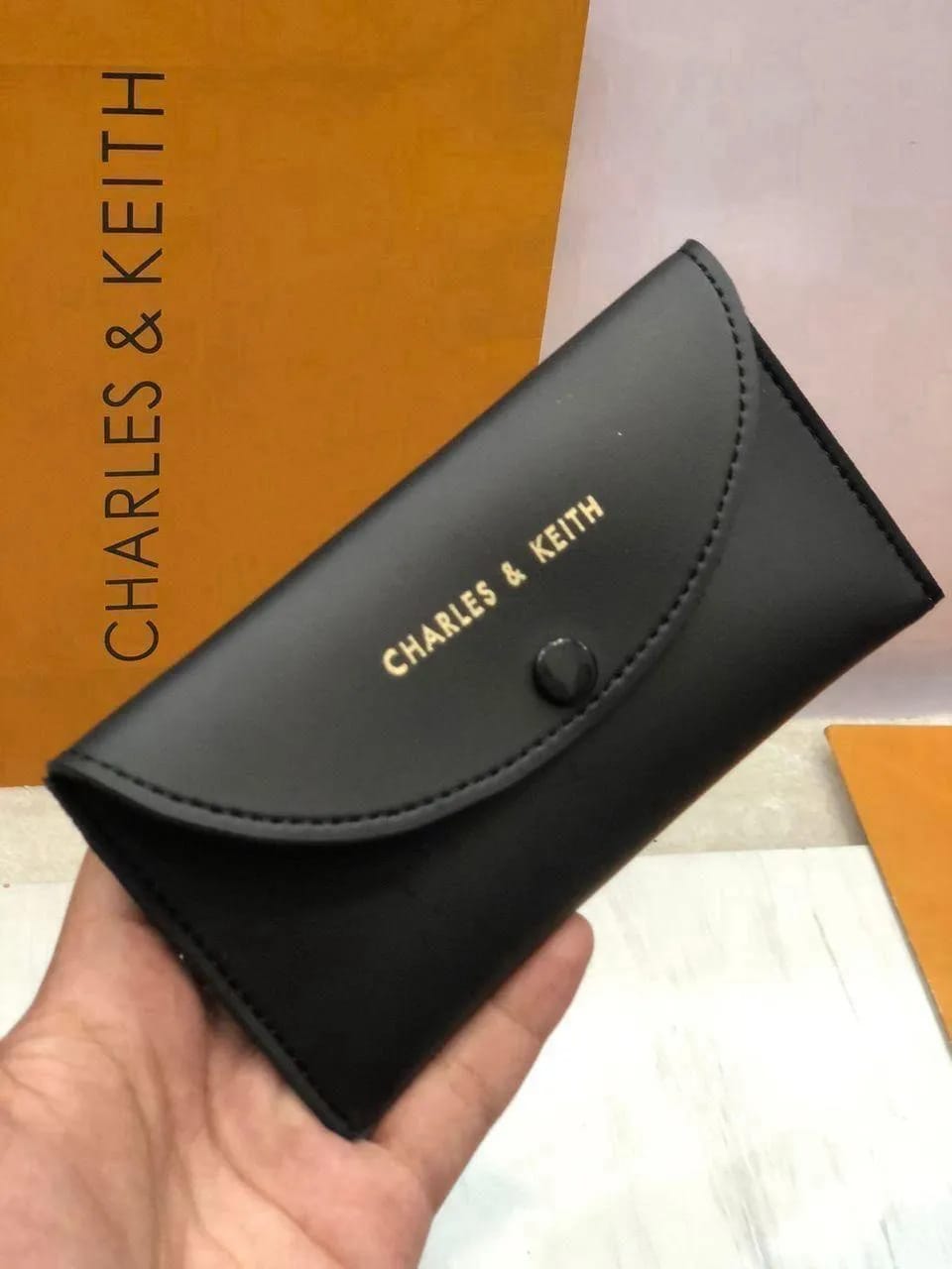 Stylish Women’s Leather Hand Bag Set – 5 Piece Collection